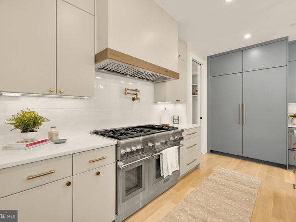 6018 Madawaska Road, Bethesda MD 20816