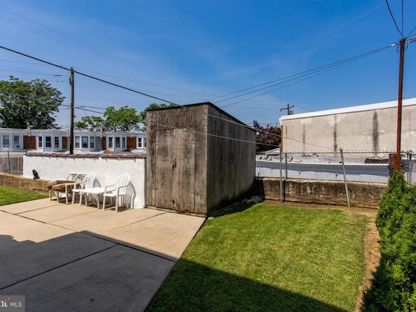 5236 Ridge Avenue, Philadelphia PA 19128