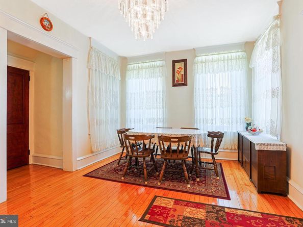 5236 Ridge Avenue, Philadelphia PA 19128