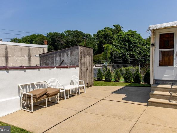 5236 Ridge Avenue, Philadelphia PA 19128
