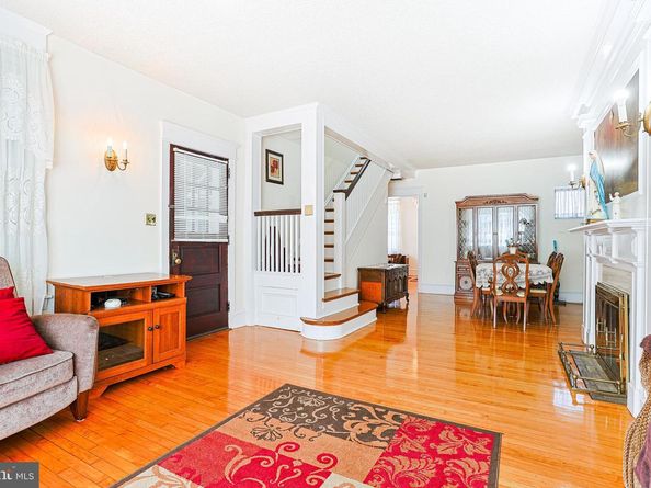 5236 Ridge Avenue, Philadelphia PA 19128