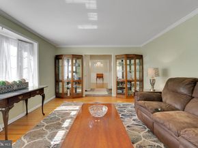 29 Devon Road, Southampton PA 18966