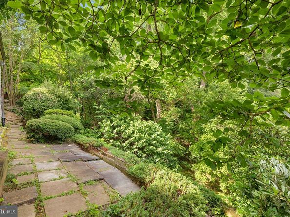 1727 Hoban Road NW, Washington DC 20007