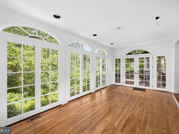 1727 Hoban Road NW, Washington DC 20007