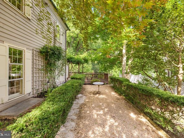 1727 Hoban Road NW, Washington DC 20007