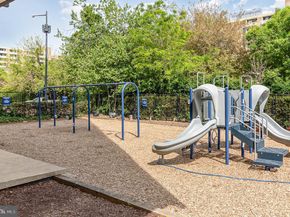 1338 4TH St SW T1338, Washington DC 20024