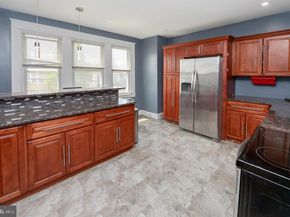725 Church Lane, Lansdowne PA 19050