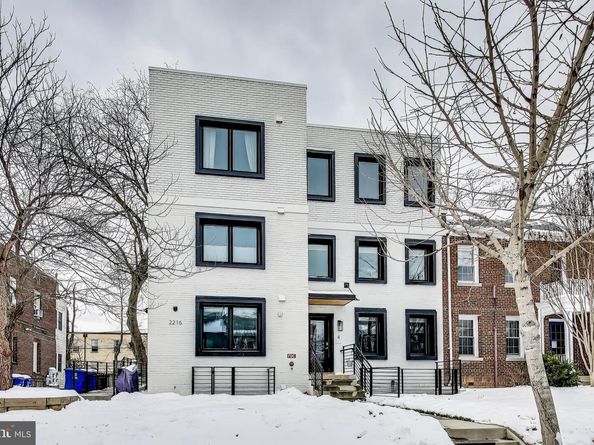 2216 40TH Place NW 2, Washington DC 20007