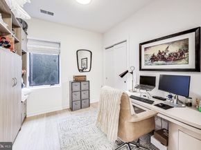 2216 40TH Place NW 2, Washington DC 20007