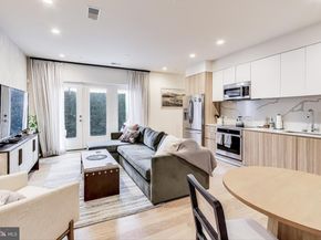 2216 40TH Place NW 2, Washington DC 20007