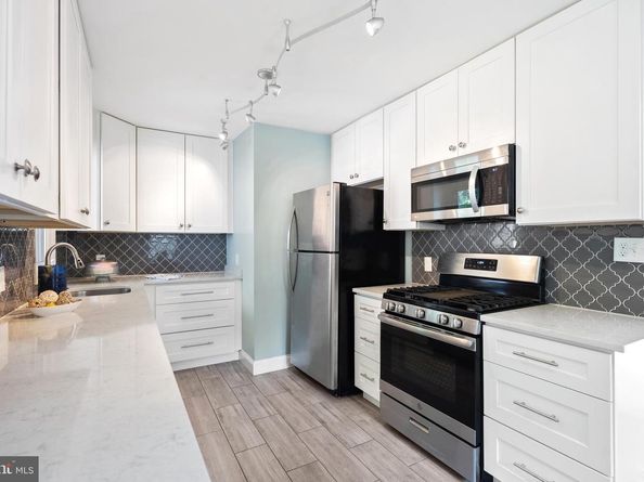 5049 12TH Street S, Arlington VA 22204