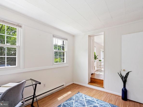 5049 12TH Street S, Arlington VA 22204