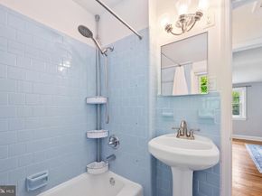 5049 12TH Street S, Arlington VA 22204