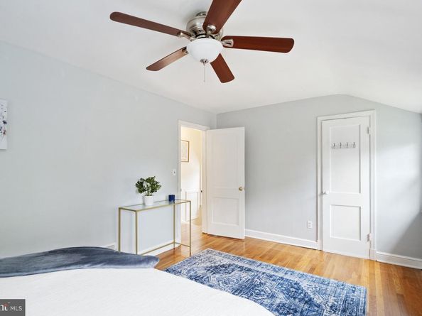 5049 12TH Street S, Arlington VA 22204
