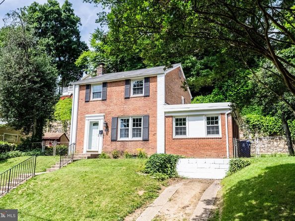 5049 12TH Street S, Arlington VA 22204