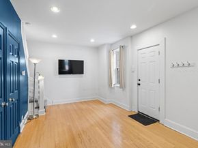 2700 South Street 2714, Philadelphia PA 19146