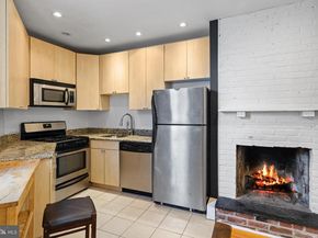 2700 South Street 2714, Philadelphia PA 19146
