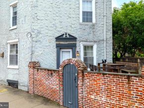 2700 South Street 2714, Philadelphia PA 19146