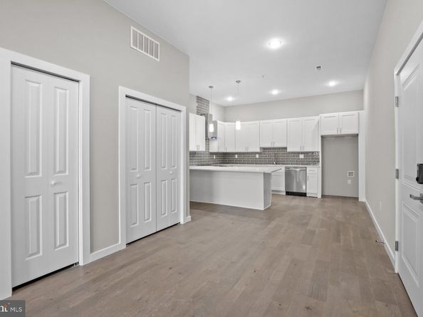 418 Jefferson Avenue 10, Bristol PA 19007