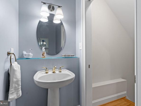 3929 Vacation Lane, Arlington VA 22207