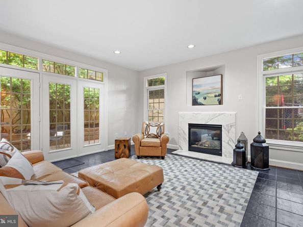 3929 Vacation Lane, Arlington VA 22207