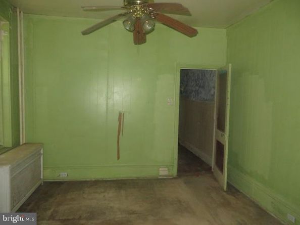 2930 W Oxford Street, Philadelphia PA 19121