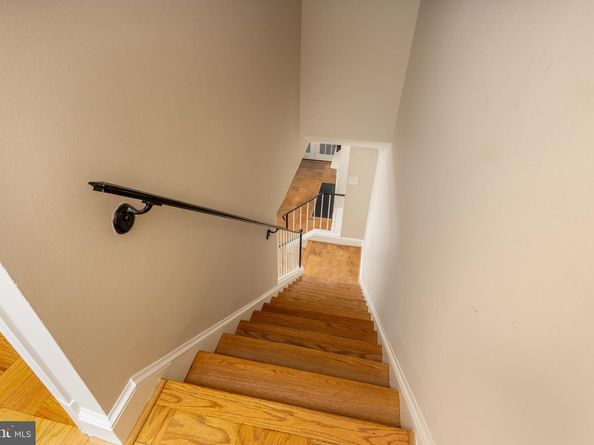 3299 Sutton Place NW C, Washington DC 20016