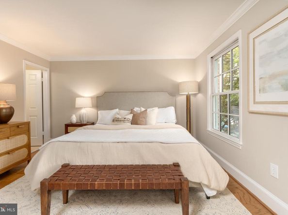 3299 Sutton Place NW C, Washington DC 20016