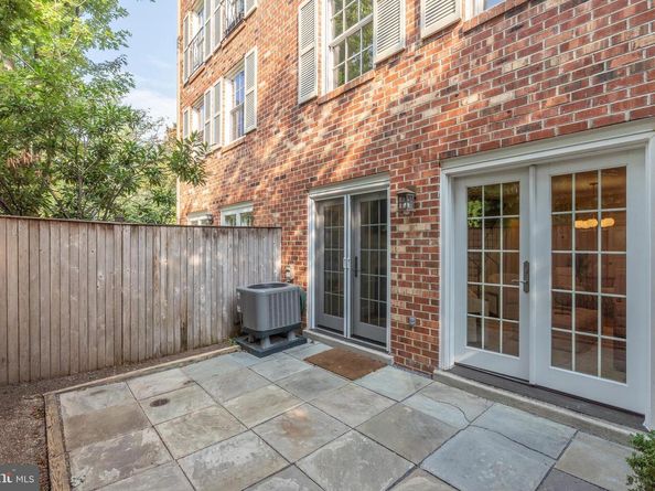3299 Sutton Place NW C, Washington DC 20016