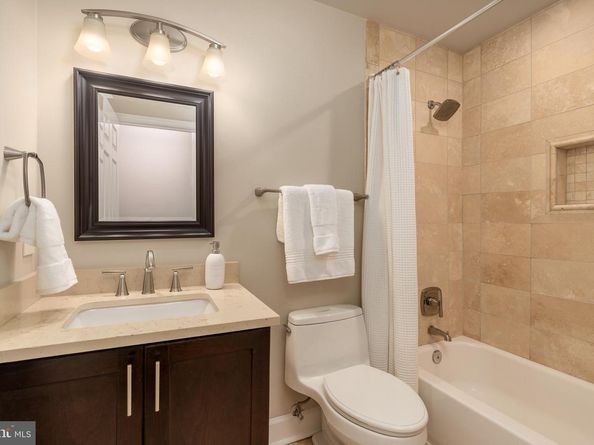 3299 Sutton Place NW C, Washington DC 20016