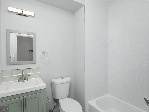 1302 N Marshall Street, Philadelphia PA 19122