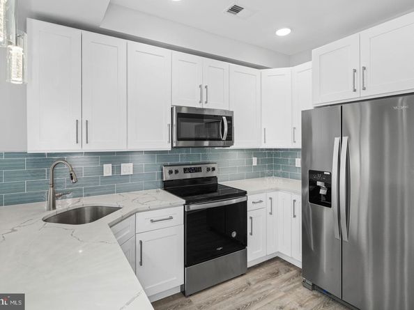 1302 N Marshall Street, Philadelphia PA 19122
