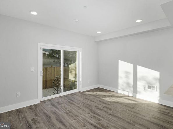 1302 N Marshall Street, Philadelphia PA 19122