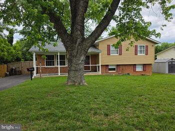 402 W Maple Avenue