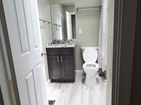 402 W Maple Avenue, Sterling VA 20164