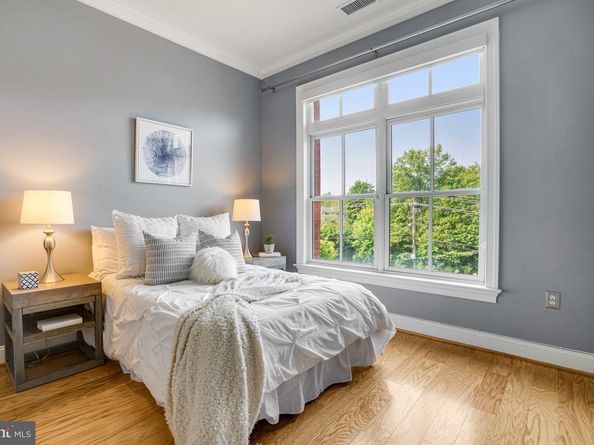 2801 Langston Boulevard 305, Arlington VA 22201