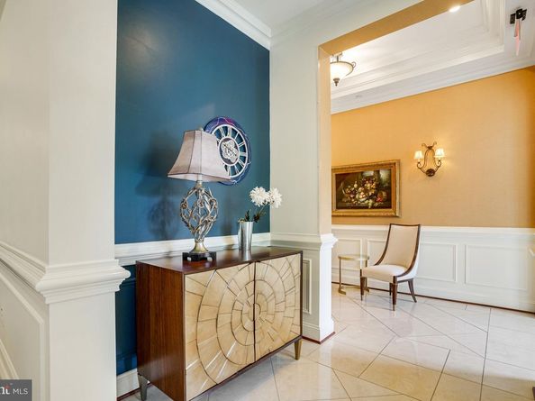 2801 Langston Boulevard 305, Arlington VA 22201