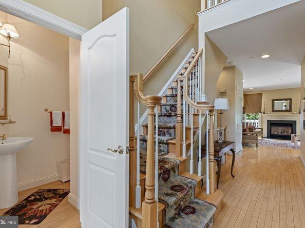 1015 Riverview Lane, Conshohocken PA 19428