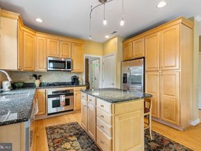 1015 Riverview Lane, Conshohocken PA 19428