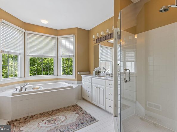 1015 Riverview Lane, Conshohocken PA 19428