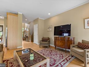 1015 Riverview Lane, Conshohocken PA 19428