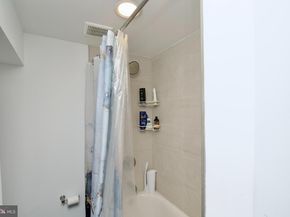 1702 Lang Place NE, Washington DC 20002