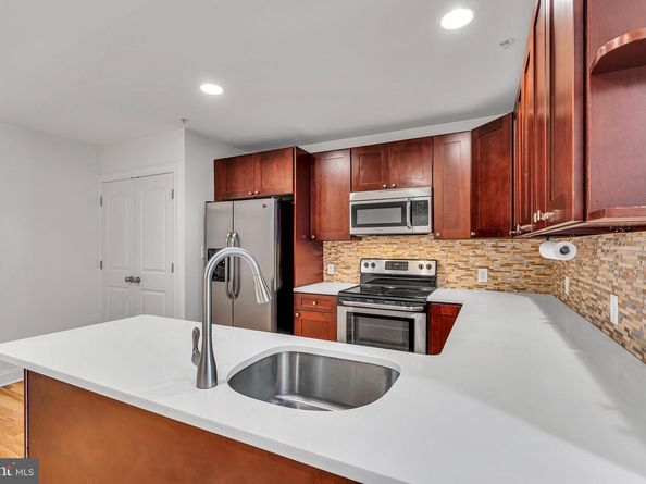 821 N 15TH Street 2, Philadelphia PA 19130