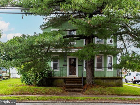 1200 4TH Avenue, Essington PA 19029