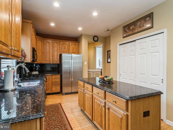 15 Lady Slipper Lane, Langhorne PA 19047