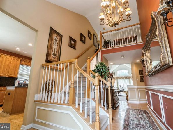 15 Lady Slipper Lane, Langhorne PA 19047