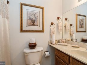 15 Lady Slipper Lane, Langhorne PA 19047