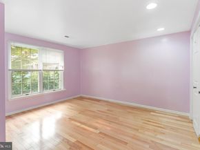 7566 Wood Mist Lane, Falls Church VA 22043