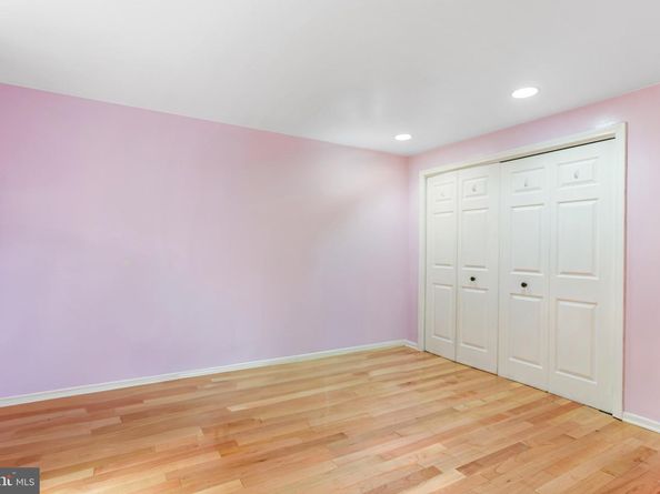 7566 Wood Mist Lane, Falls Church VA 22043