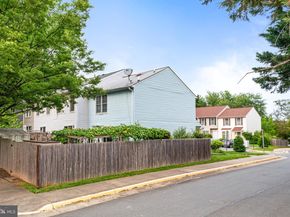 7566 Wood Mist Lane, Falls Church VA 22043